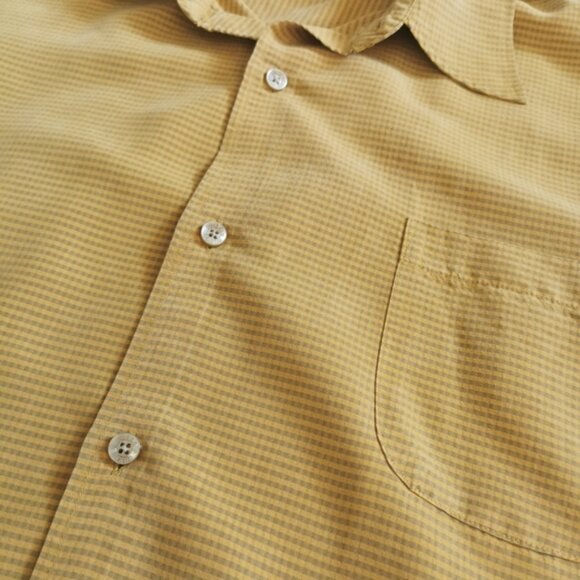 Guess short sleeve button down shirt - Picture 3 of 5
